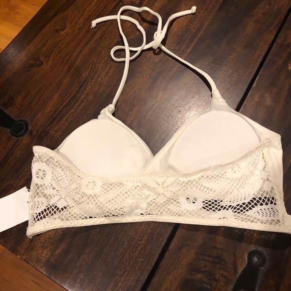 Brand new O’Neill Swimsuit Top - Picture 5 of 7